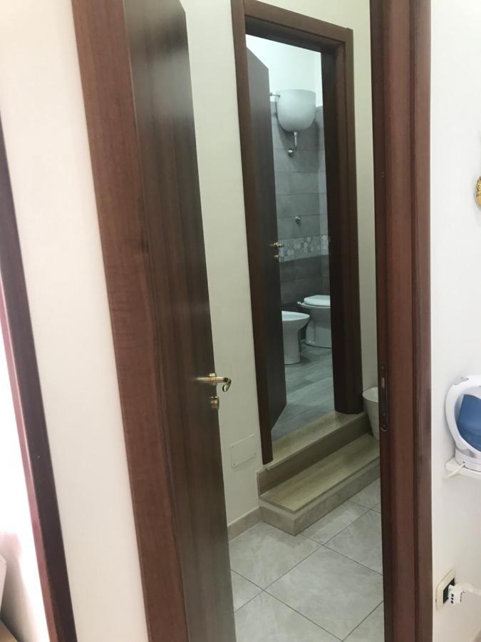 Regy Bed & Breakfast Naples Luaran gambar