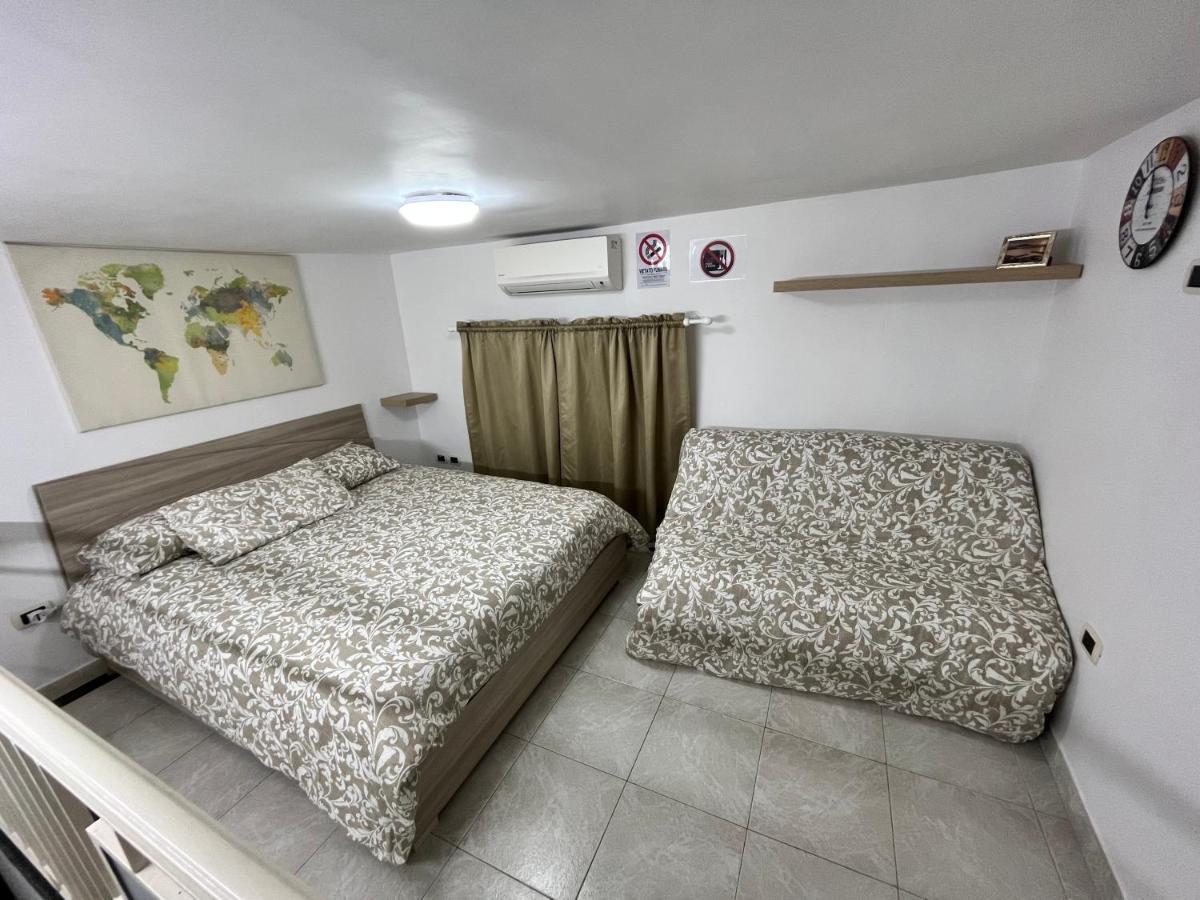 Regy Bed & Breakfast Naples Luaran gambar