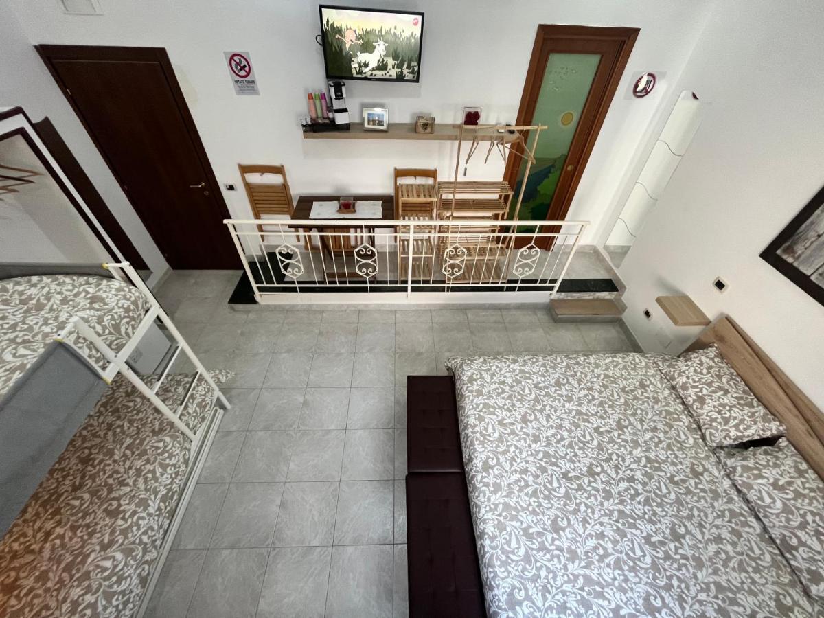 Regy Bed & Breakfast Naples Luaran gambar