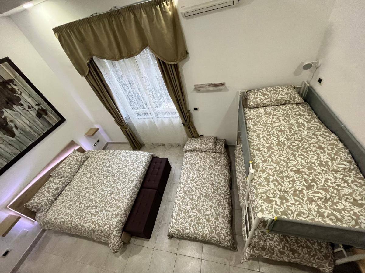 Regy Bed & Breakfast Naples Luaran gambar