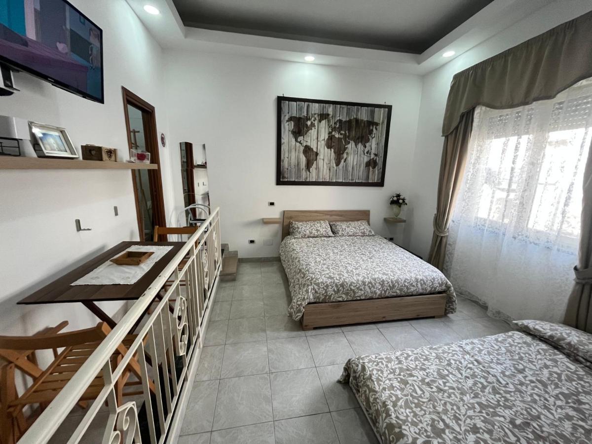 Regy Bed & Breakfast Naples Luaran gambar