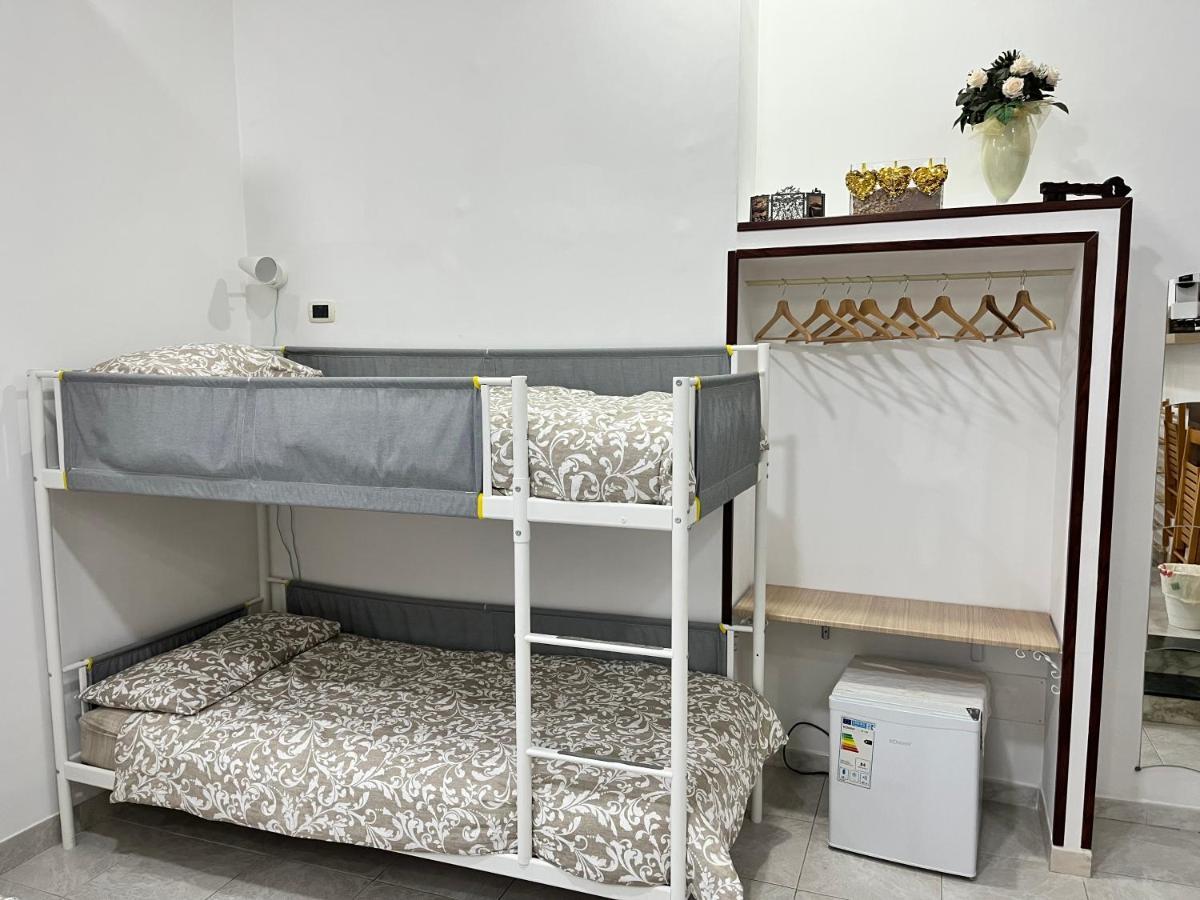 Regy Bed & Breakfast Naples Luaran gambar